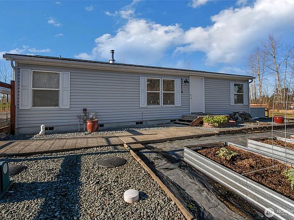 2nd image of 33116 E 84th Avenue E