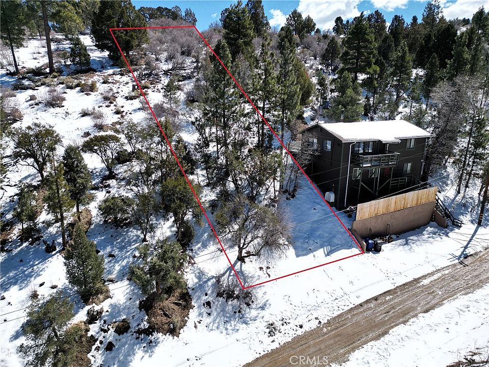 1st image of 520 Adams Dr #13
