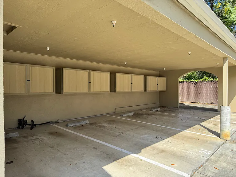 Pogonip Terrace Apartments — Photo 23