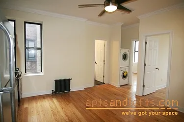 Rented by aptsandlofts.com
