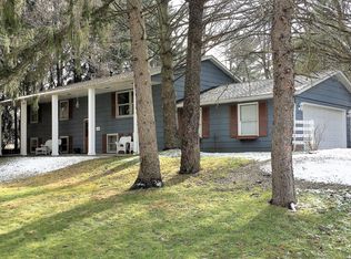 158 Spruce Dr NE, Granville, OH 43023