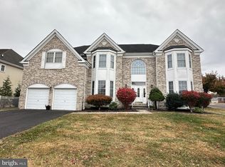 2773 Buttercup Ct, Huntingdon Valley, PA 19006