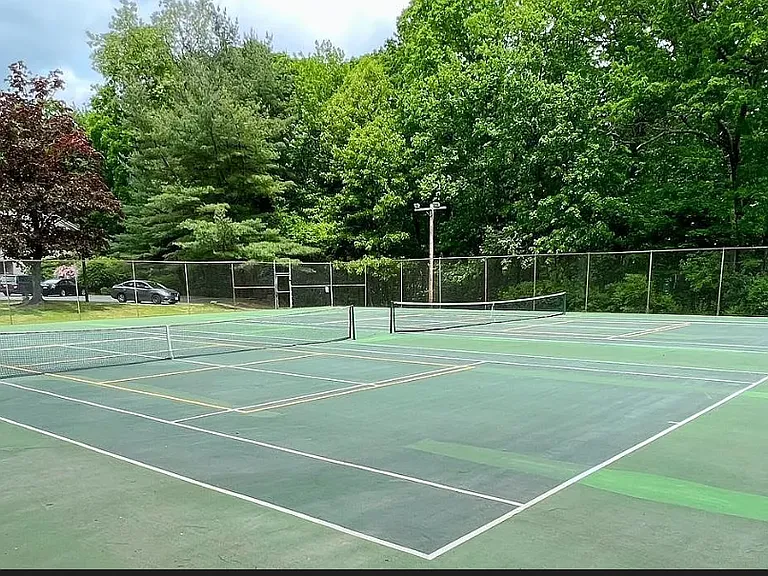 Community Tennis Courts
