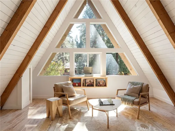 325 E Barker Blvd, Big Bear City, CA 92314
