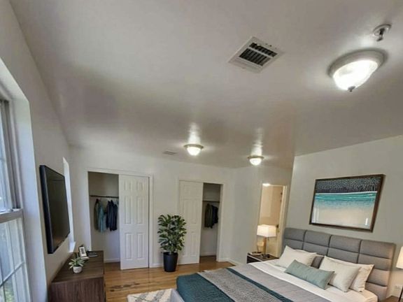 3rd image of 12 Bergen Ave Floor 2