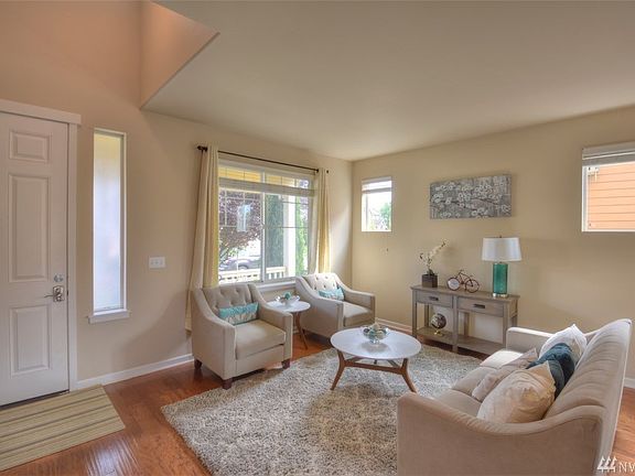 5th image of 3905 Rossberg St SE