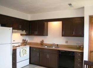 1205 N Main St #D, Nixa, MO 65714