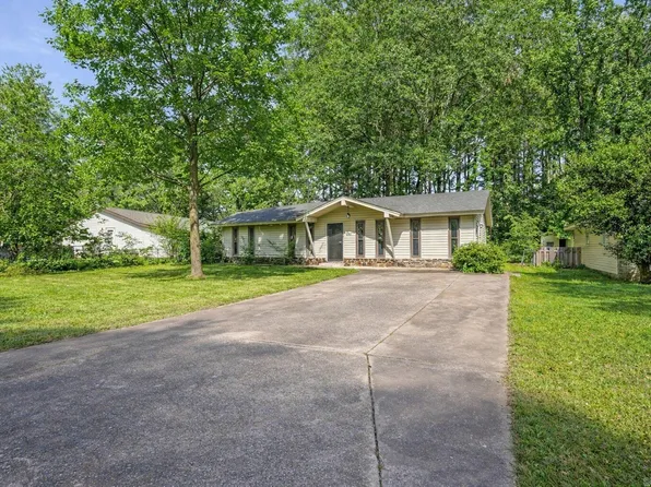 3105 Hines Dr, Jacksonville, AR 72076