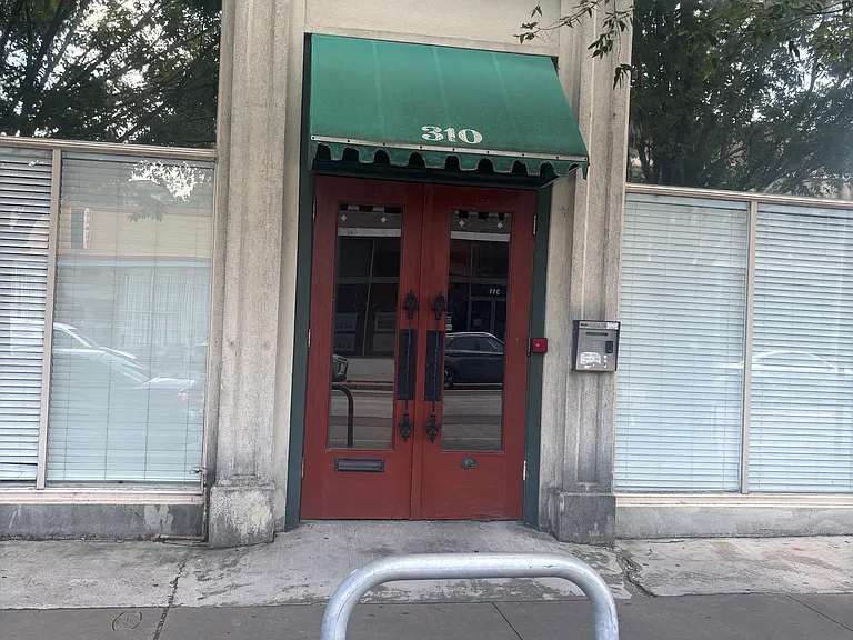310 S Main St — Photo 1