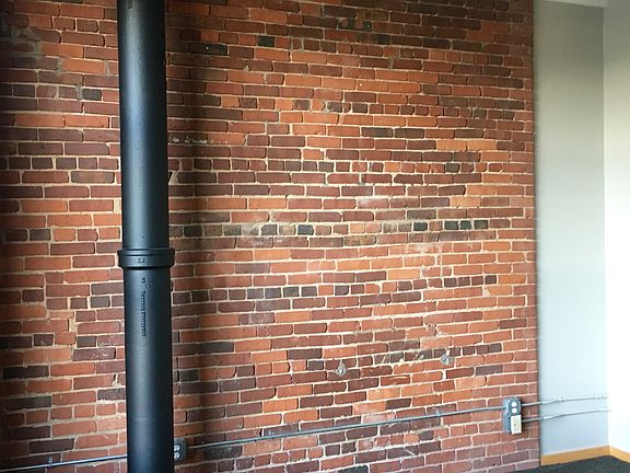 4th image of 401 SW Water St Unit 410