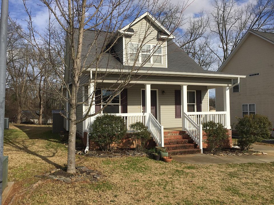 1st image of 14 Marsailles Ct