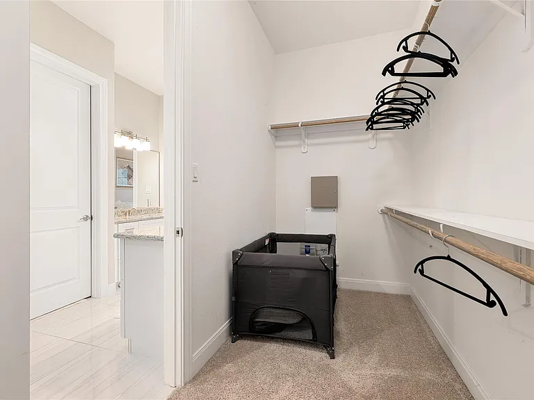 3334 Beverly Forest Dr — Photo 20