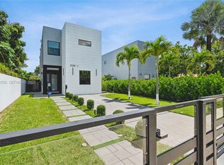 Grapeland, Miami, FL 33145