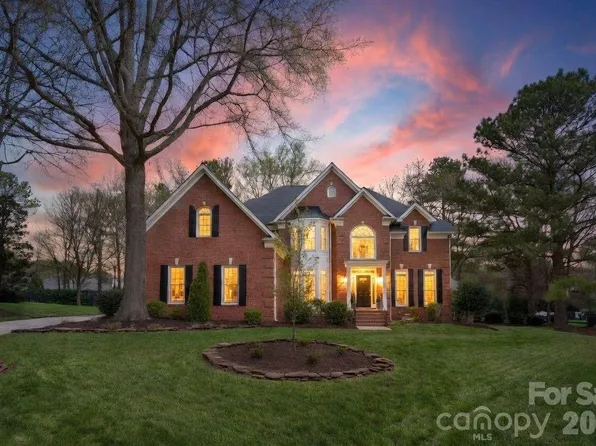 13200 Horsham Ct, Charlotte, NC 28277