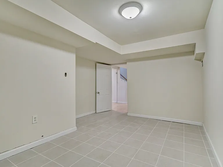 4905 Whitfield Chapel Rd — Photo 30