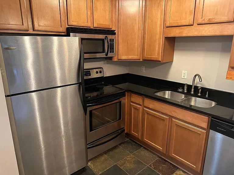 3844 Nicollet Ave #303 — Photo 5