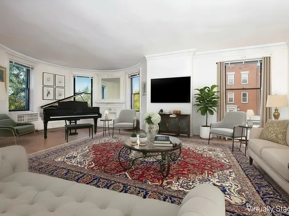 194 Riverside Drive image 1 of 26