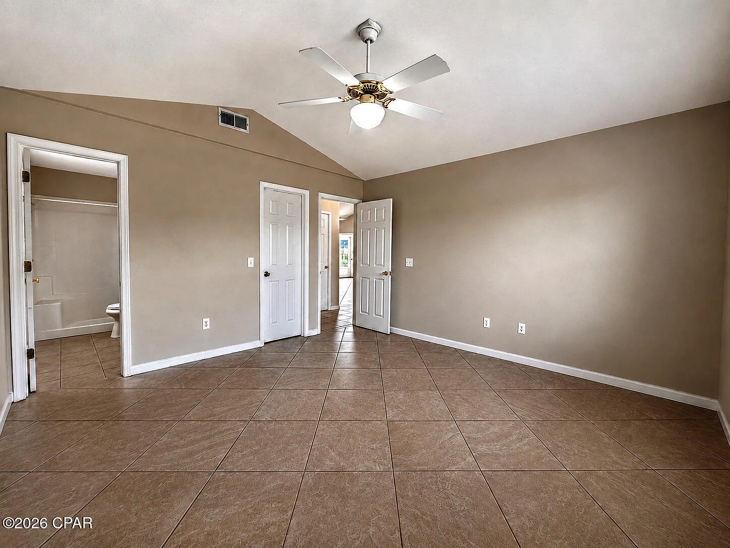 4 bed, 1482 sqft, $2,000 — Photo 4