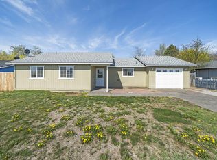 543 SW 23rd St, Redmond, OR 97756