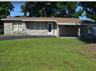 6411 Roosevelt St, Hollywood, FL 33024