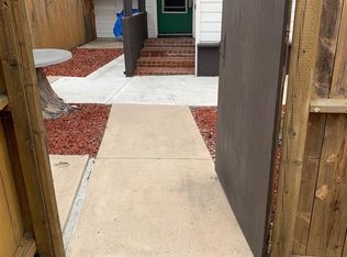 705 Grapevine Rd #C, Vista, CA 92083