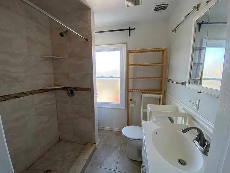 403 Scott Mobus Pl — Photo 9