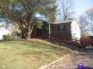 2007 Pleasant View Dr, Elizabethtown, KY 42701