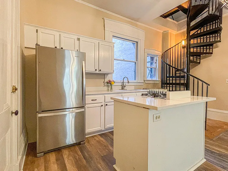 139 Spring St #1 — Photo 14