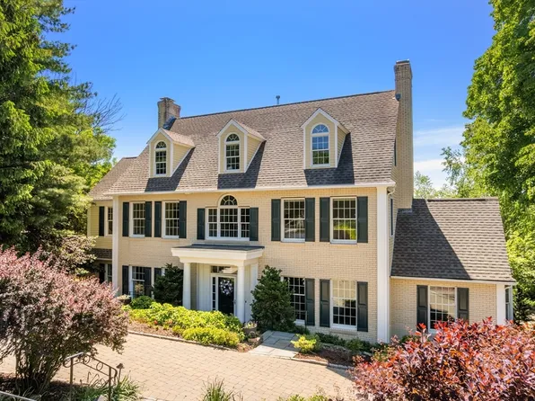 99 Huntington Rd, Newton, MA 02458