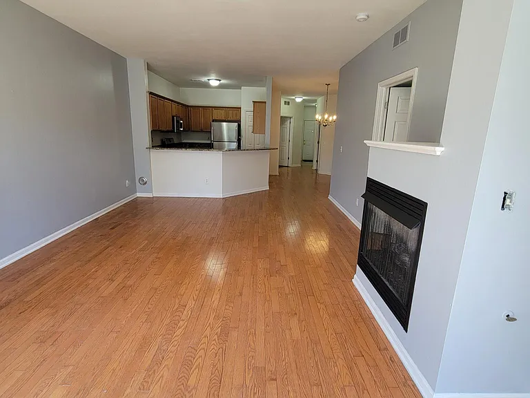 43162 Pendleton Cir — Photo 11