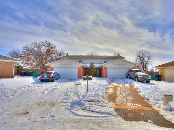 6916 Woodlake Dr, Oklahoma City, OK 73132