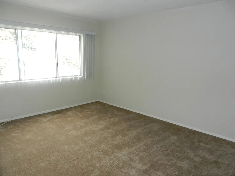 10967 Palms Blvd #8 — Photo 7