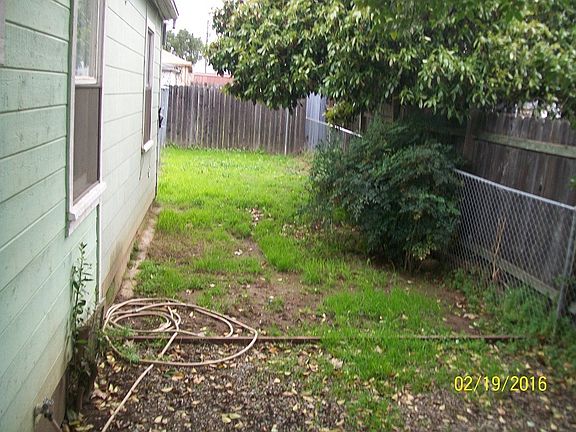 5th image of 214 Almond St