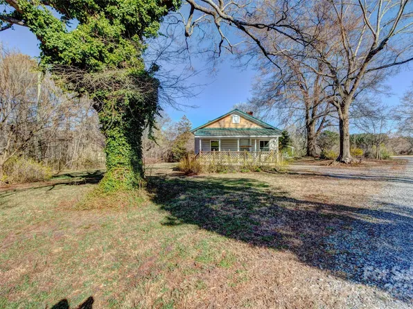 966 Marys Grove Rd, Cherryville, NC 28021