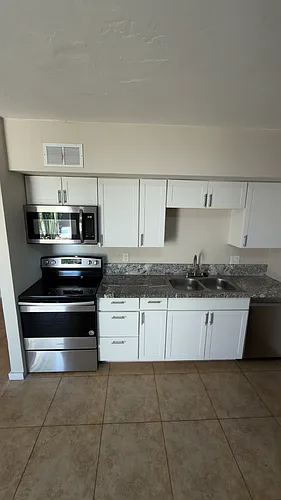 502 E Glenn St #27 Photo 1