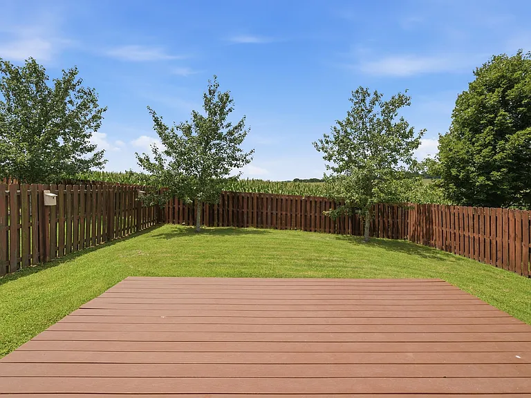 5003 Hemlock Ct — Photo 14