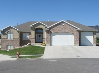 1092 N Crestwood Cir, Tremonton, UT 84337