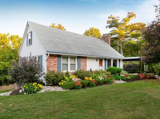 222 Blossom Hill Rd, Ravena, NY 12143