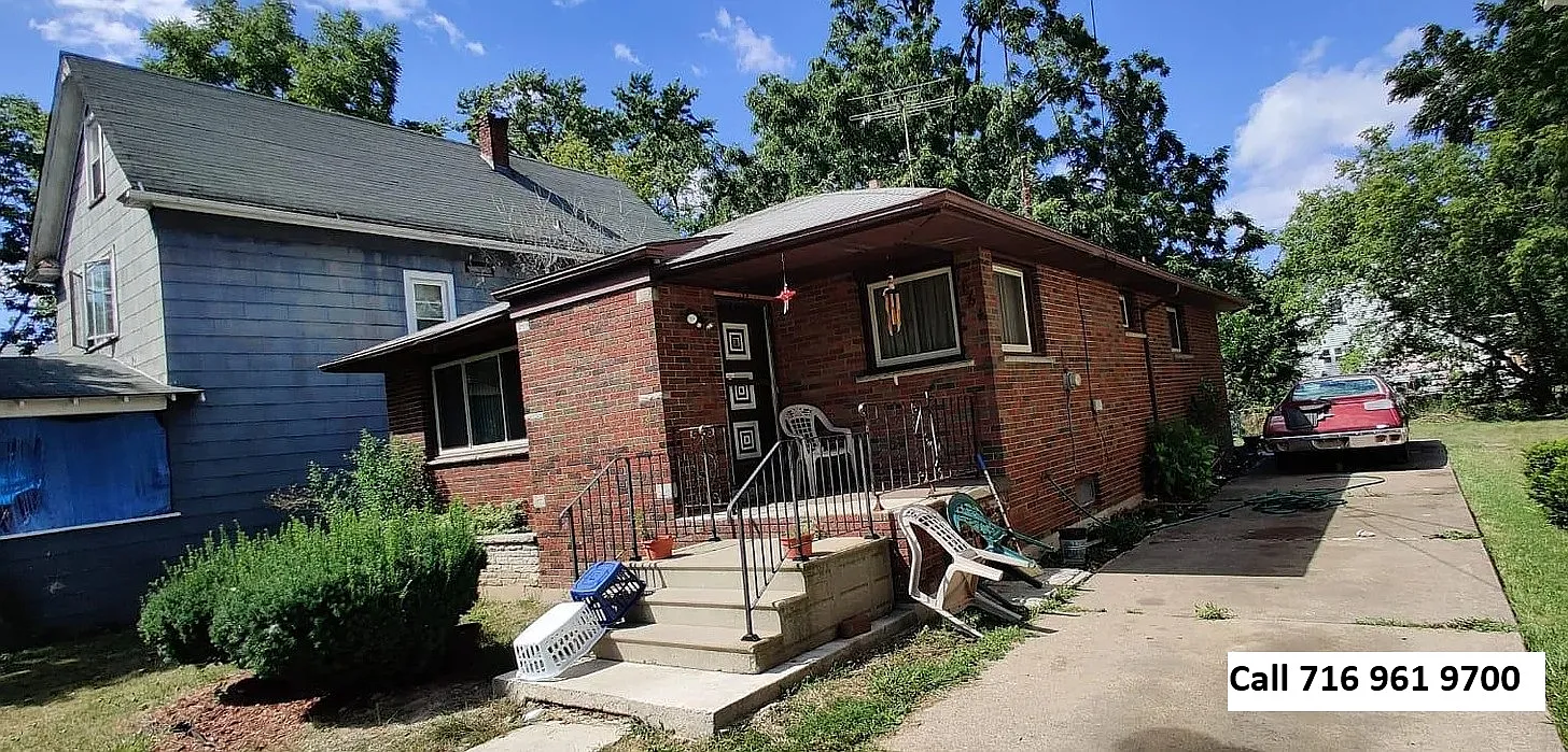 4 bed, 1.5 bath, 1242 sqft, $1,500 — Photo 2