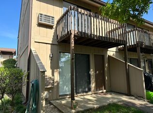 54 Vail Colony APT 5, Fox Lake, IL 60020