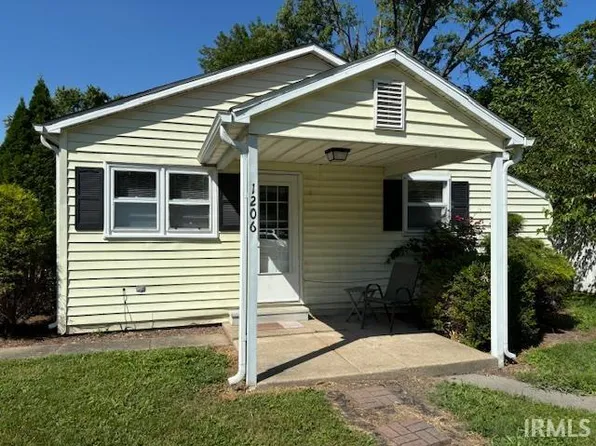 1206 Dailey Ave, Vincennes, IN 47591