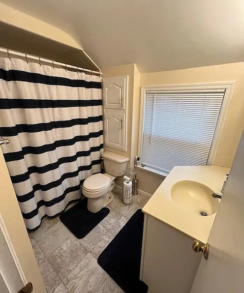 132 E Tasher St — Photo 13