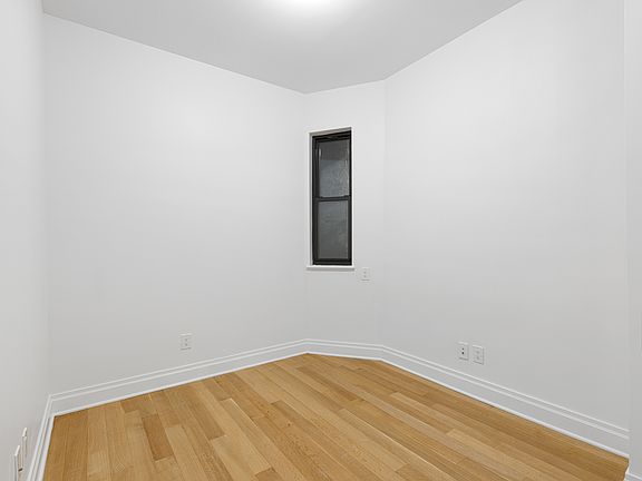 5th image of 347 E 58th St APT 1F