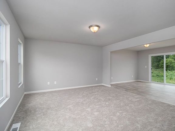 4th image of 1661 Southpointe Trl