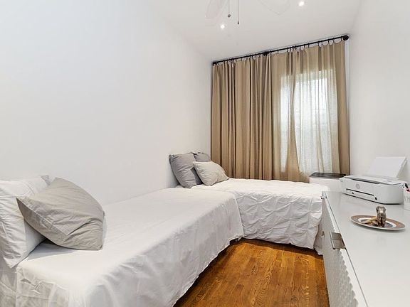 5th image of 509 W 173rd St #1B