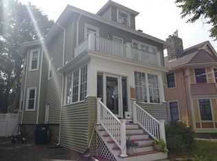 34 Garnet Rd, West Roxbury, MA 02132