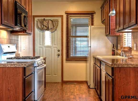 4th image of 5824 S 49th Ave