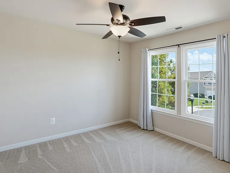 40 Milo Ct — Photo 48