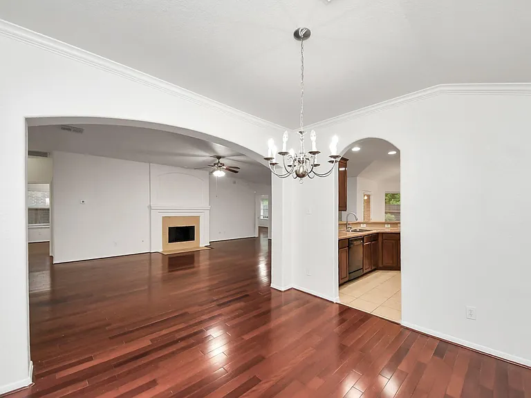 2412 Appian Way — Photo 15