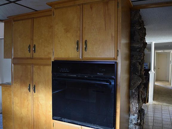 4th image of 242 Teloma Dr